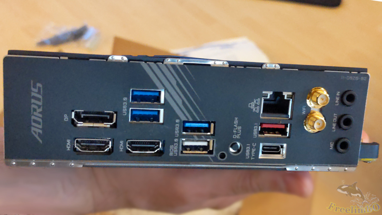 /img/2021-08-21a/X570-I_panel.jpg