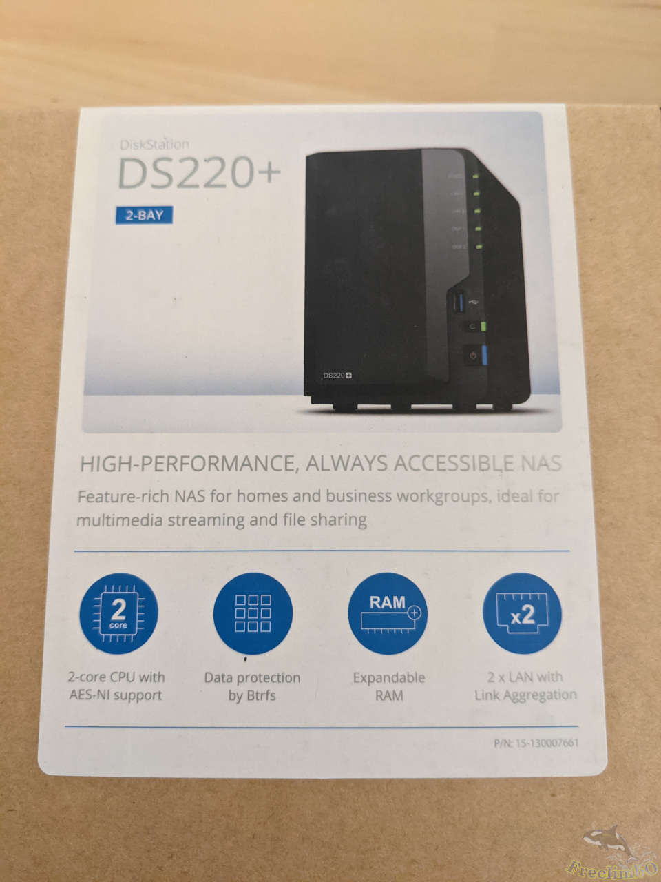 DS220plus_box_sticker.jpg