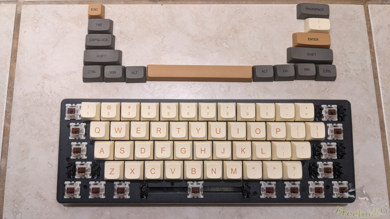 https://freelimbo.ddns.net/img/2022-01-09a/RemovingCaps_0