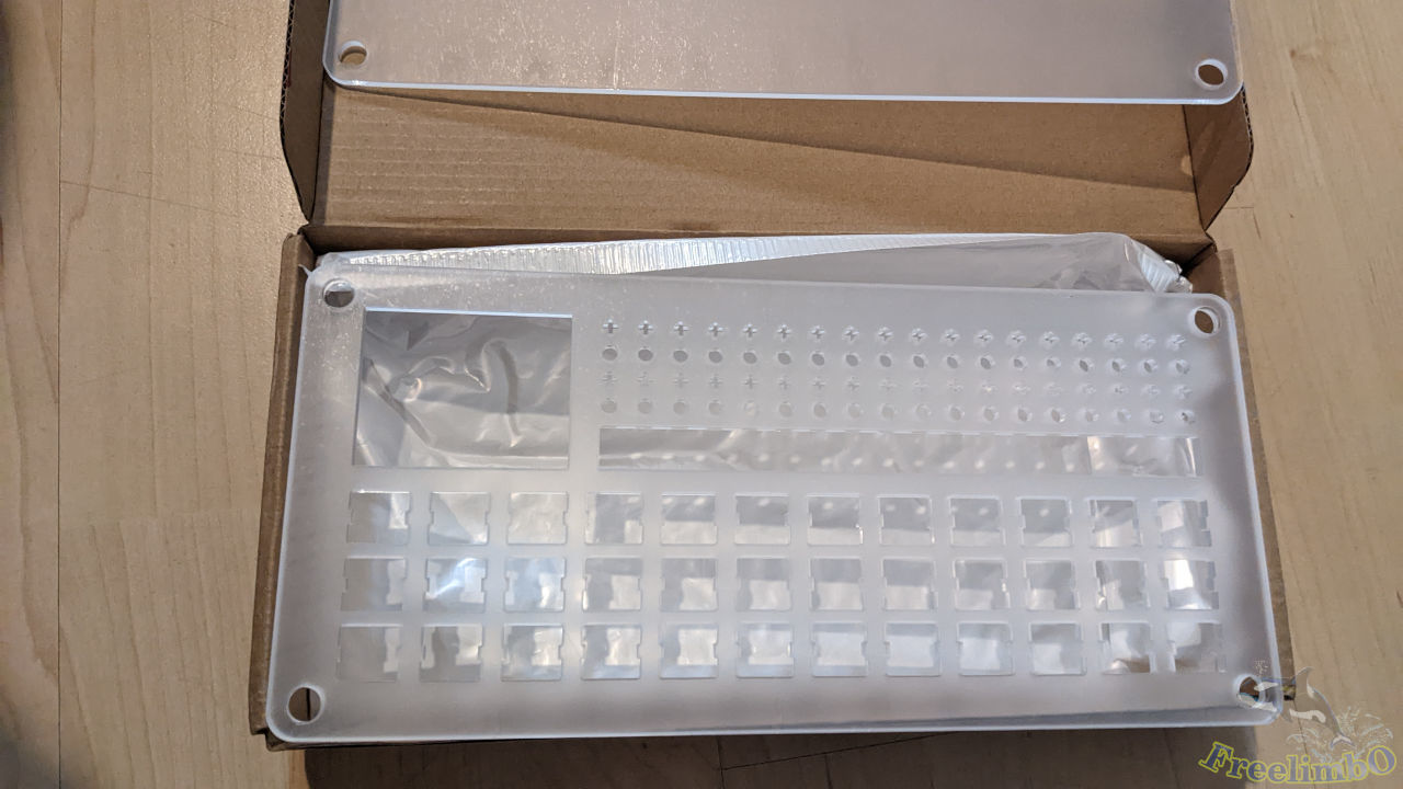 https://freelimbo.ddns.net/img/2022-01-09a/UnboxingRUNJRX_0