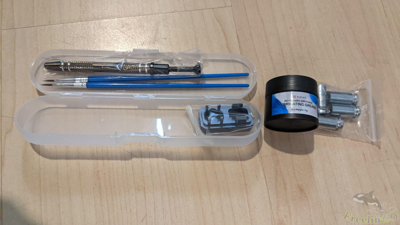 https://freelimbo.ddns.net/img/2022-01-09a/UnboxingRUNJRX_2